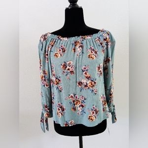 NWT Jolt Blouse - Small